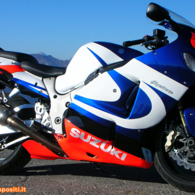 Suzuki Hayabusa con grafica personalizzata