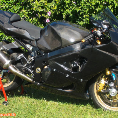 Suzuki Carbon Look
